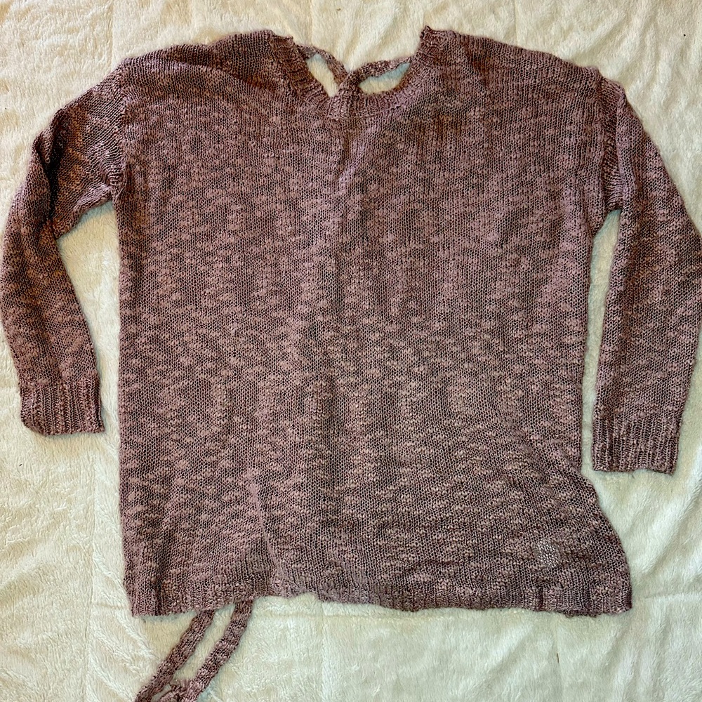 Boutique pale mauve sweater with lace up back detail EUC size M